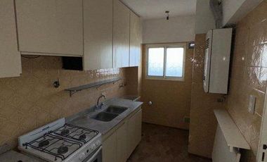 Departamento de 3 Ambientes en Pleno Centro de Monte Grande!!!!