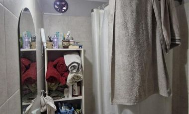 Venta casa multifamiliar con cochera en Villa Dominico