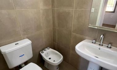 Casa 2 Hab, 3 Baños, Pileta, Barrio Los Troncos, Suipacha esquina Ramírez  - Funes.