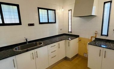 Casa 2 Hab, 3 Baños, Pileta, Barrio Los Troncos, Suipacha esquina Ramírez  - Funes.