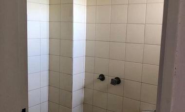 Departamento en 5 to piso a la calle - Balcon - 3 baños