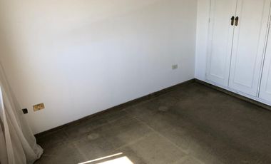 Departamento en 5 to piso a la calle - Balcon - 3 baños