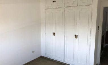 Departamento en 5 to piso a la calle - Balcon - 3 baños