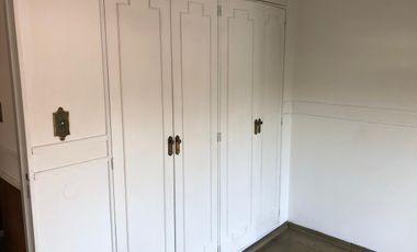 Departamento en 5 to piso a la calle - Balcon - 3 baños