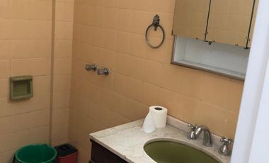 Departamento en 5 to piso a la calle - Balcon - 3 baños