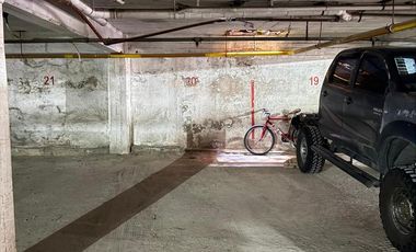 Monoambiente en planta baja con patio   cochera en Córdoba al 1100, Zona Centro