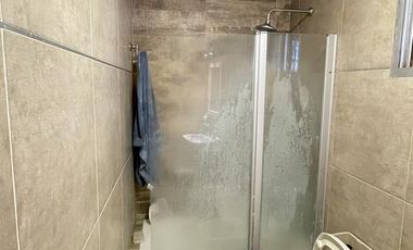 Casa en venta, s/ lote 730m2 180m cubiertos 3 dormi, quincho, parque, cochera 2 autos, Villa Elisa