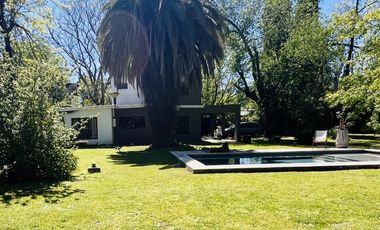 Casa VENTA en Villa Elisa