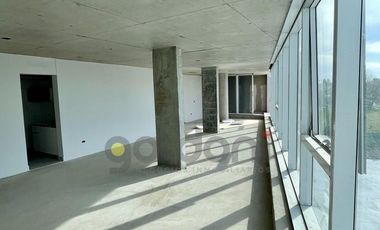 Excelente local en planta alta - Nuevo Quilmes Plaza.