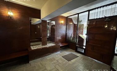 Venta Departamento 4 ambientes con balcón y cochera en Lanús