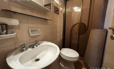 Venta Departamento 4 ambientes con balcón y cochera en Lanús