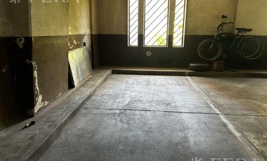 Venta Departamento 4 ambientes con balcón y cochera en Lanús