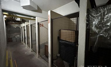 Venta Departamento 4 ambientes con balcón y cochera en Lanús