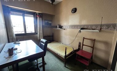 Venta Departamento 4 ambientes con balcón y cochera en Lanús