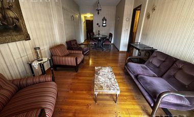 Venta Departamento 4 ambientes con balcón y cochera en Lanús