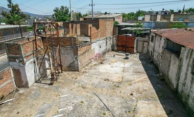 Terreno mixto en venta en Huentitán Guadalajara 2,446 m² para departamentos.