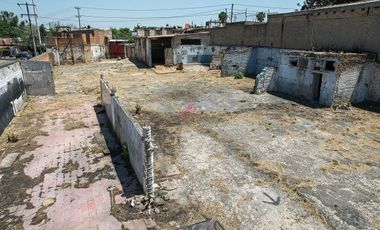 Terreno mixto en venta en Huentitán Guadalajara 2,446 m² para departamentos.