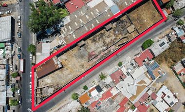 Terreno mixto en venta en Huentitán Guadalajara 2,446 m² para departamentos.