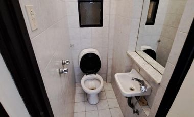 Oficinas en excelente ubicacion. 4 amb. en Est. Lomas apto profesional