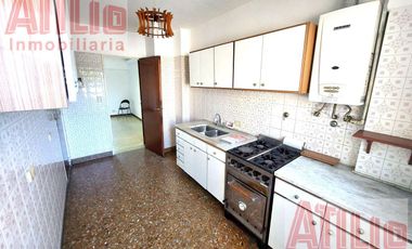 PH L.De Nuñez 2ºpiso escalera-4amb Frente trza Común Apto/Prof.Luminoso