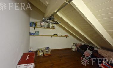 Venta departamento 5 ambientes con balcón en Sarandi