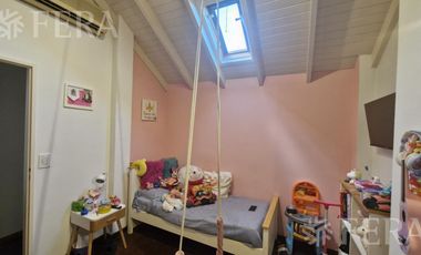 Venta departamento 5 ambientes con balcón en Sarandi