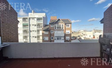 Venta departamento 5 ambientes con balcón en Sarandi