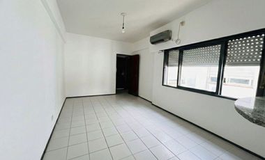 Departamento 2 ambientes en venta en Olivos