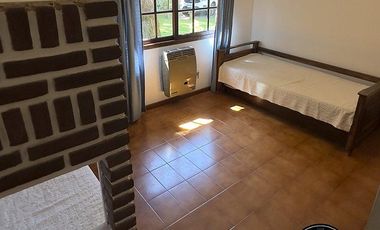 Casa a la venta en Costa del Este - Calle Las Amapolas e/ 4 y 5 al 579 - Rhode Propiedades