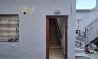 Venta PH multifamiliar con cochera en Wilde