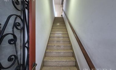 Venta PH multifamiliar con cochera en Wilde