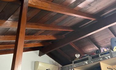 Casa de tres ambientes apto credito a la venta con patio y garage en Wilde Centro