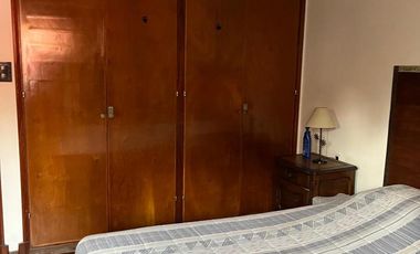 Casa de tres ambientes apto credito a la venta con patio y garage en Wilde Centro