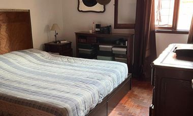 Casa de tres ambientes apto credito a la venta con patio y garage en Wilde Centro