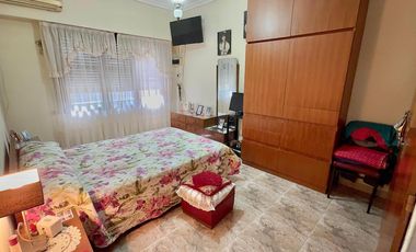 Amplio chalet en venta en Moron Norte