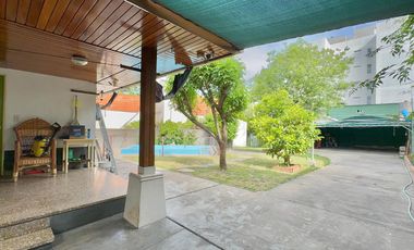 Amplio chalet en venta en Moron Norte