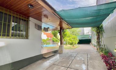 Amplio chalet en venta en Moron Norte