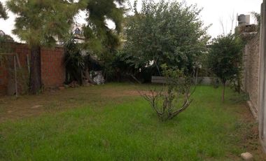 Casa en venta 1 dormitorio + comodín y cochera doble