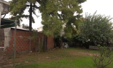 Casa en venta 1 dormitorio + comodín y cochera doble