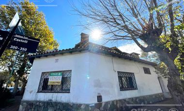 Casa de 5 ambientes en venta, próxima al centro de Quilmes.