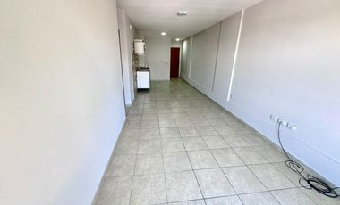 Departamento en Alquiler de 2 Dormitorios Frente, Alto Alberdi