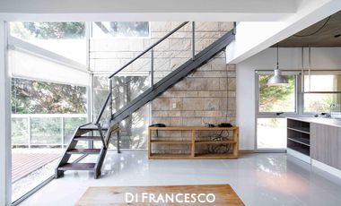 Venta - Departamento en TRIPLEX de 4 ambientes CON VISTA AL MAR en Pinamar