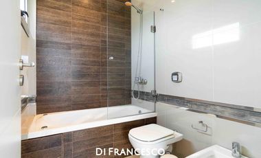 Venta - Departamento en TRIPLEX de 4 ambientes CON VISTA AL MAR en Pinamar