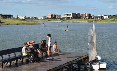 Hermoso Lote a Laguna en San Sebastian, Area 11