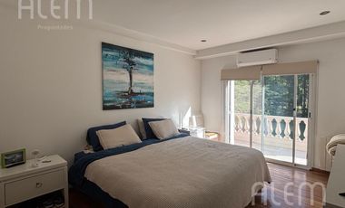 Hermosa Casa en  Echeverria del Lago.