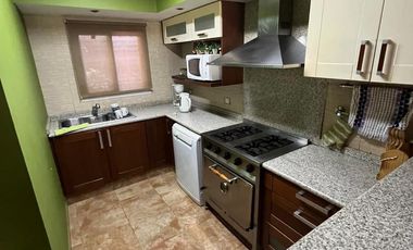 Casa en venta Burzaco con quincho y piscina!!!