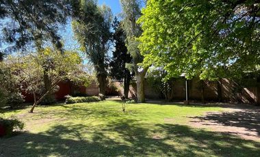 Casa en venta Burzaco con quincho y piscina!!!