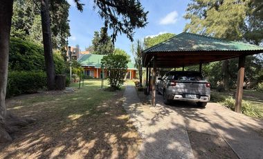 Casa en venta Burzaco con quincho y piscina!!!