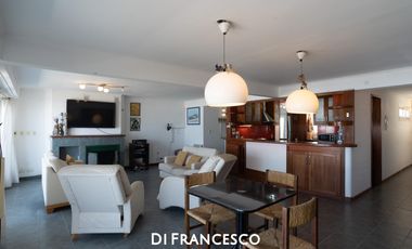 Departamento FRENTE AL MAR  PINAMAR CON COCHERA 7 AMBIENTES - ASCENSOR