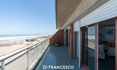 Departamento FRENTE AL MAR  PINAMAR CON COCHERA 7 AMBIENTES - ASCENSOR